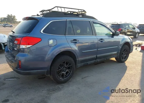 2013 Subaru Outback 2.5I Limited из США, поврежденный, VIN 4S4BRCKC5D3213176